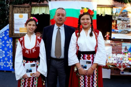 Български павилион на Коледния базар в Никозия